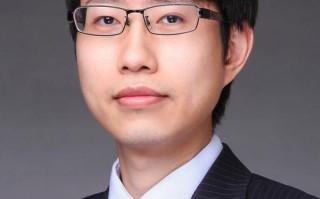 2025最牛基金经理是谁？业绩如何？